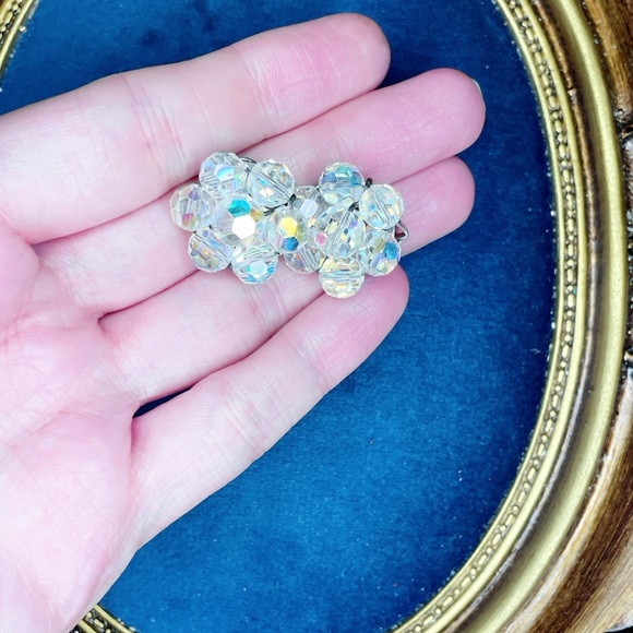 33. Vintage AB Crystal Silvertone Clip-On Earrings - Picture 3 of 4